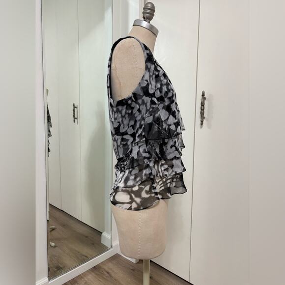 Alex Evenings Women's Black and White Ruffled Tiered Sleeveless Blouse Large - Picture 2 of 4